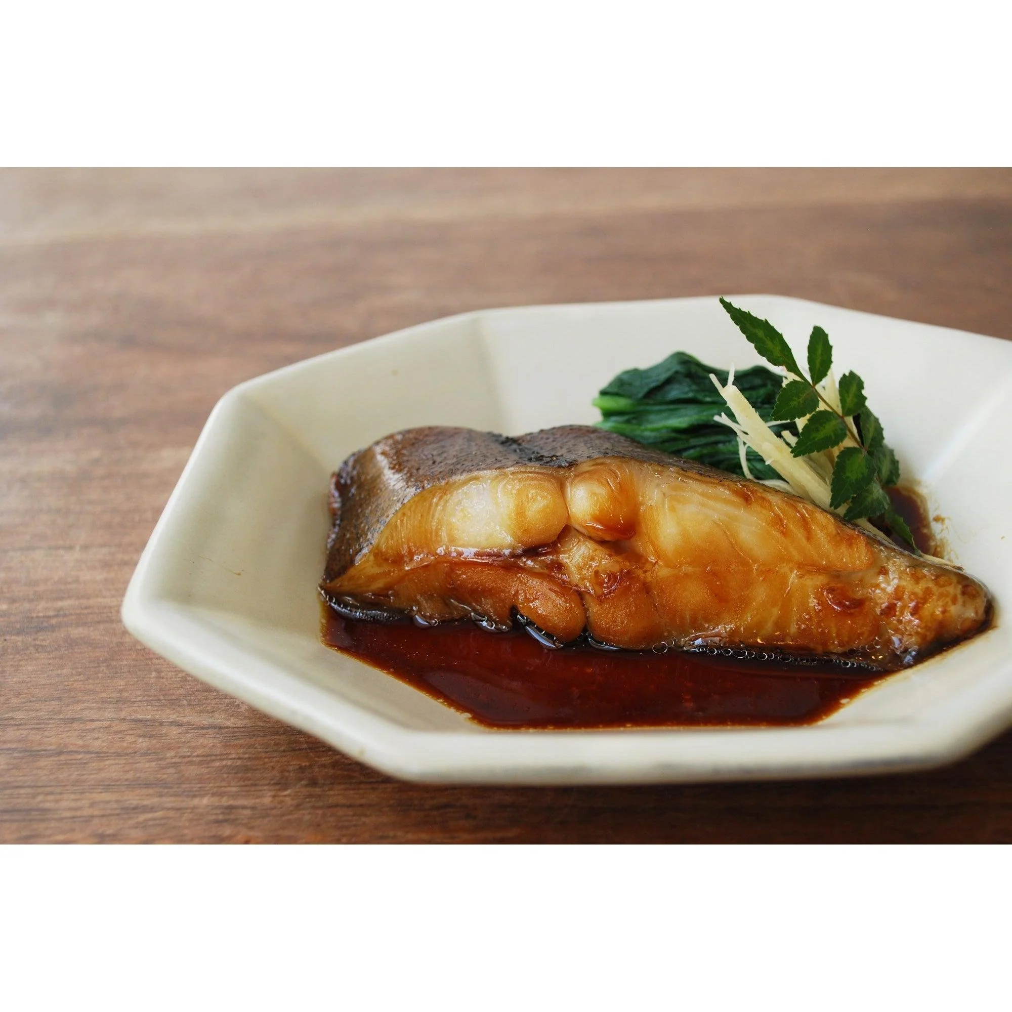 Adachi Jozo Whole Bean Koikuchi Shoyu Japanese Dark Soy Sauce 360ml - Image 3