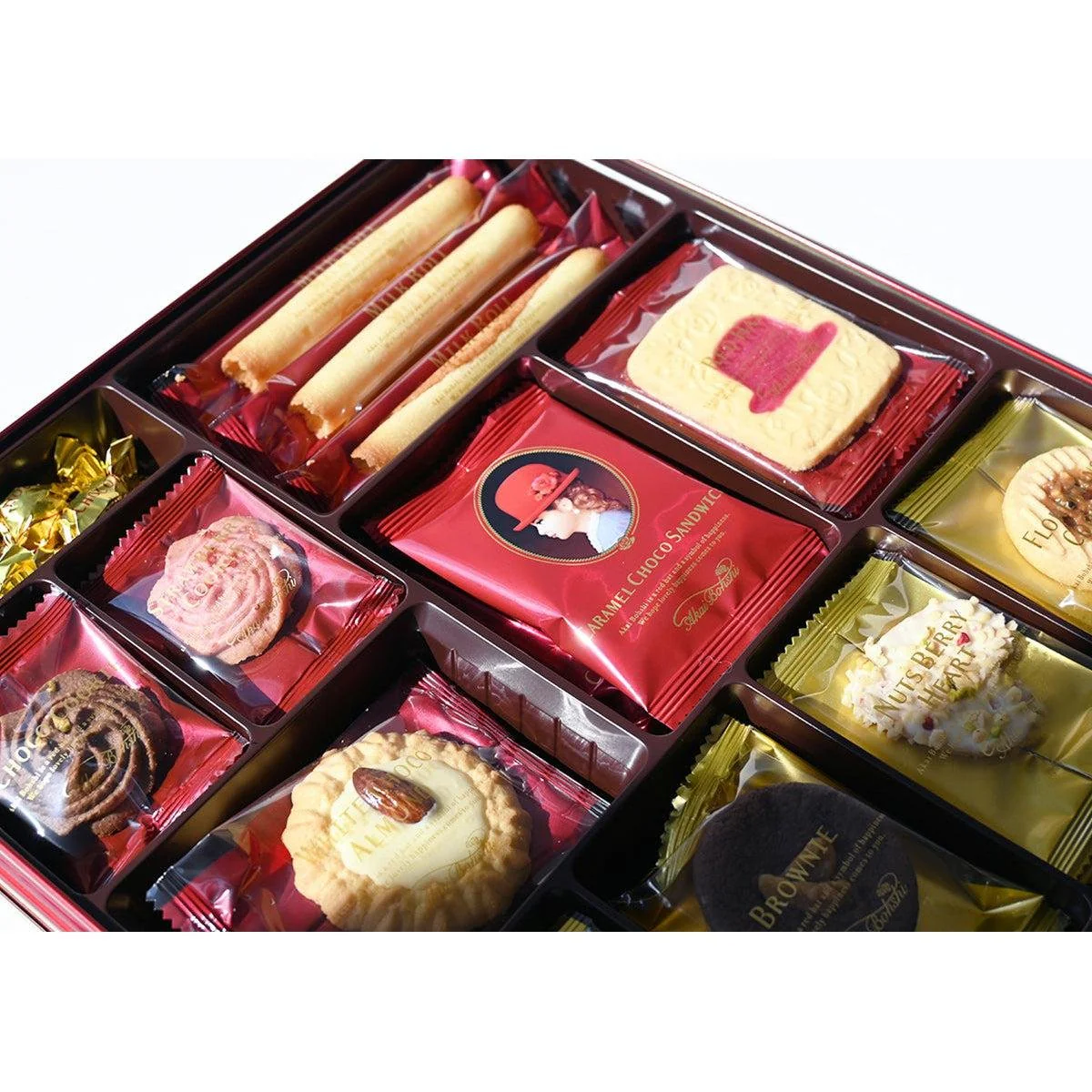 Akai Bohshi Red Box Assorted Cookies and Chocolates 45 Pieces - Image 3