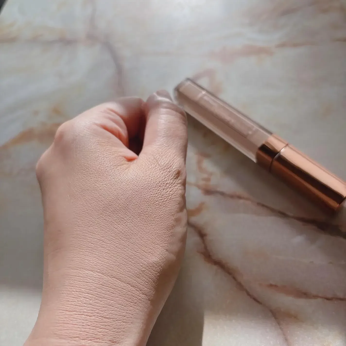 Calypso Magic Concealer Full Coverage Concealer Salmon Beige SPF 28 - Image 4