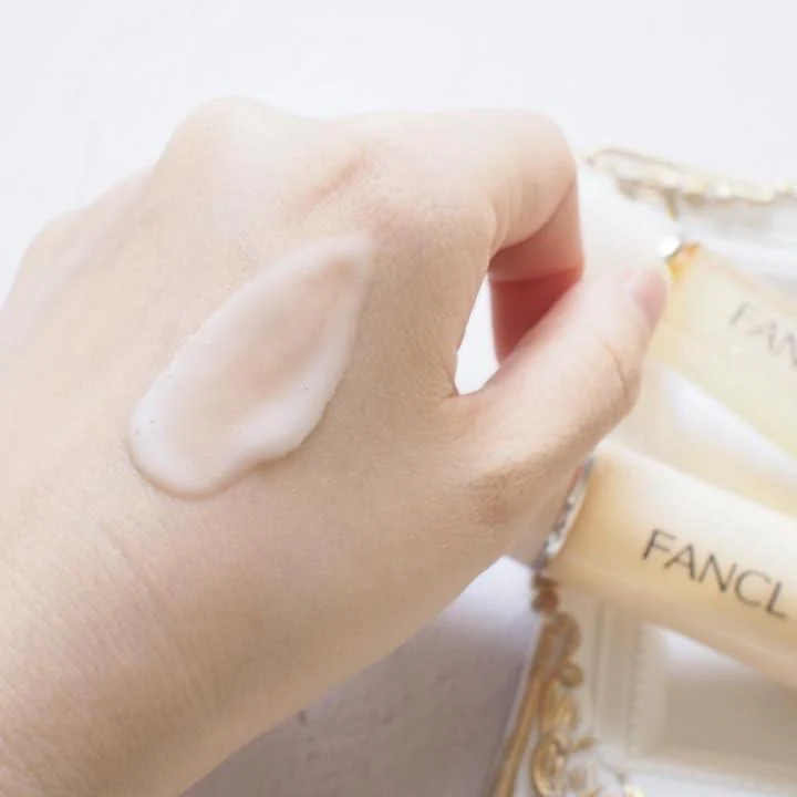 FANCL Enrich+ Emulsion Anti Wrinkle Milky Lotion I Light 30ml - Image 4