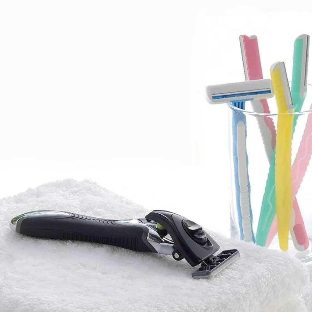 Feather F-System F2 Neo Cartridge Razor Holder + 1 Blade Cartridge - Image 4