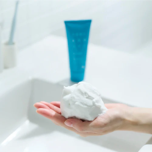 Hakutsuru Moisturizing Japanese Sake Lees & Mud Face Wash 100g - Image 4