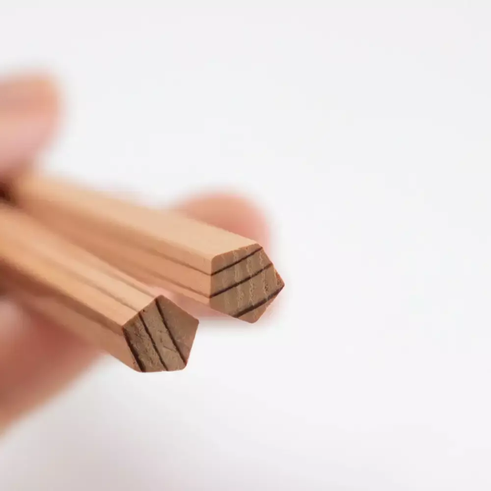 Handcrafted Pentagonal Chopsticks Unbleached Natural Red Cedar 22.5cm - Image 5