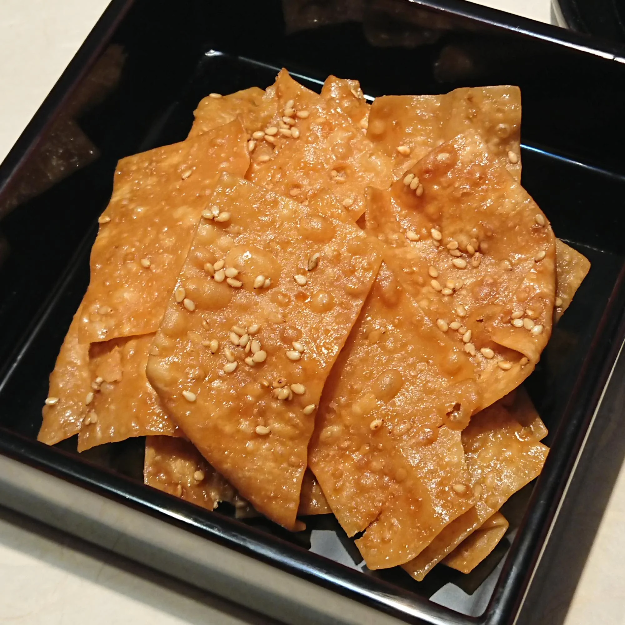 Handmade Karinto Thin & Crispy Crackers Burnt Soy Sauce Flavor 90g - Image 2