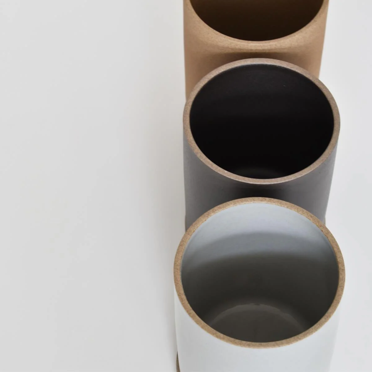 Hasami Rustic Porcelain Mug Cup Minimalist Matte Finish 385 ml - Image 4