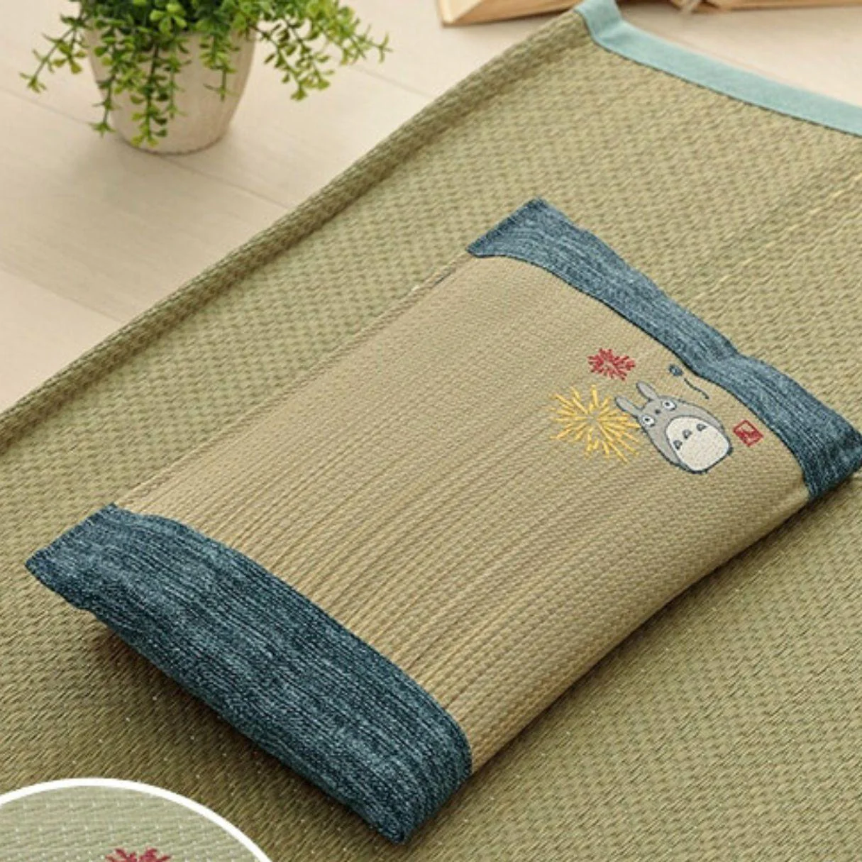 Ikehiko Igusa Tatami Mini Flat Pillow My Neighbor Totoro 20x30cm - Image 3