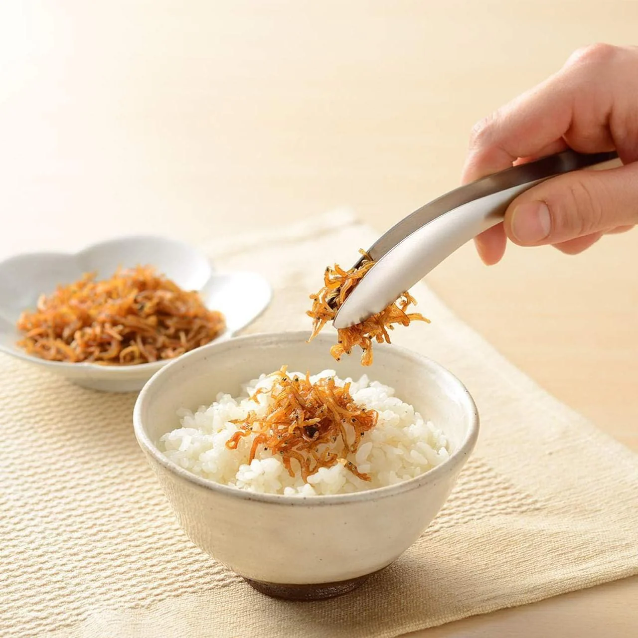 Leye Narrow Fingertip Tongs For Toppings & Garnishes - Image 2