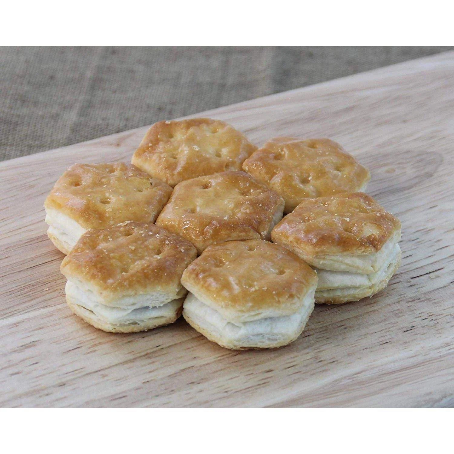 Lotte Painomi Biscuits Bite Sized Chocolate Pie Snack 124g - Image 2