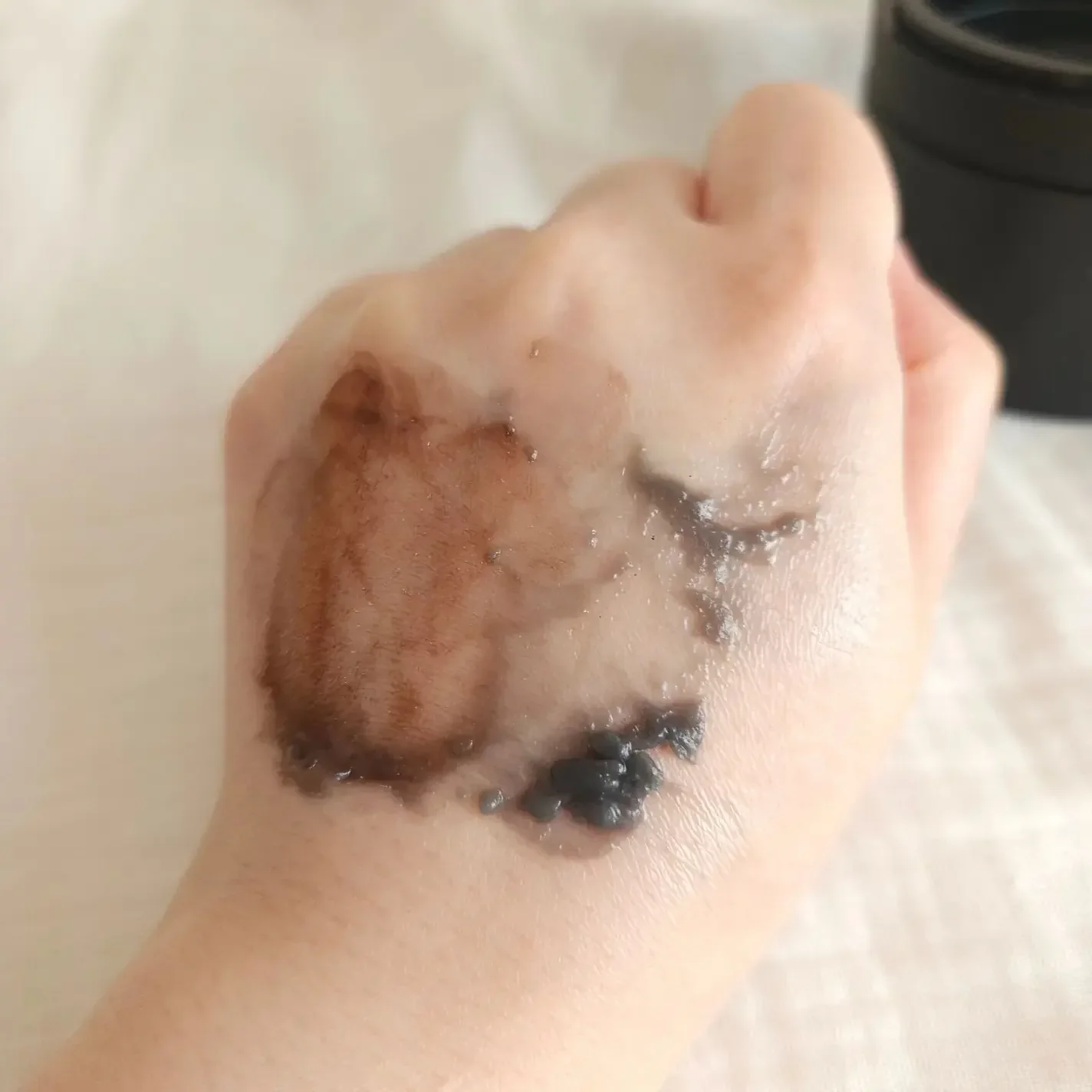 Lululun Charcoal Cleansing Balm Clear Black 90g - Image 4