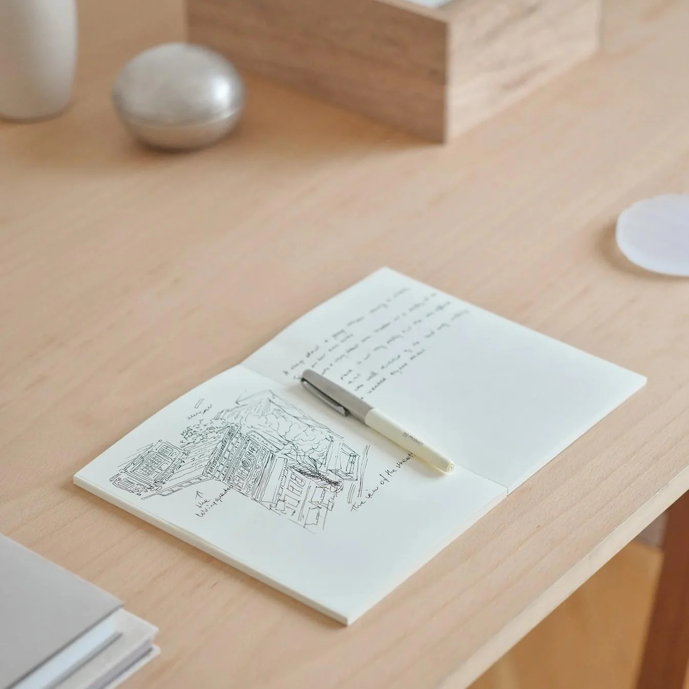Midori MD A5 Notebook 5mm Gridded Paper 15295006 - Image 3