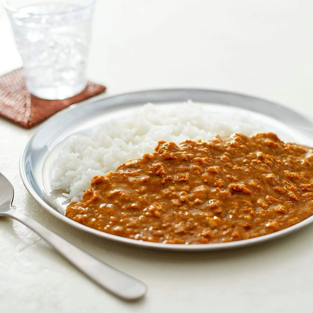 Muji Chicken Keema Curry Ready-To-Eat Instant Curry Pouch 180g - Image 2