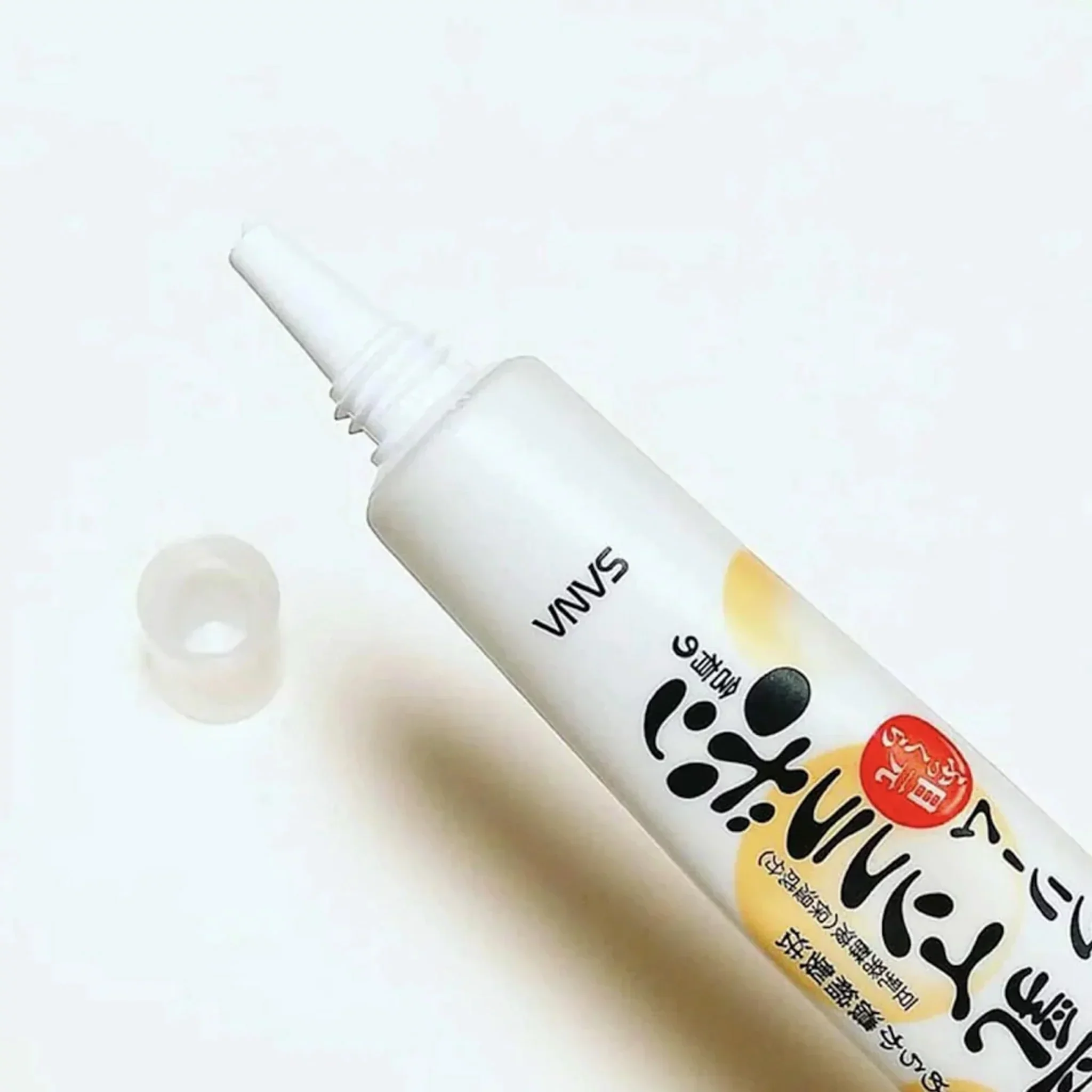 Nameraka Honpo Under Eye Soy Milk Cream for Dark Circles 20g - Image 5