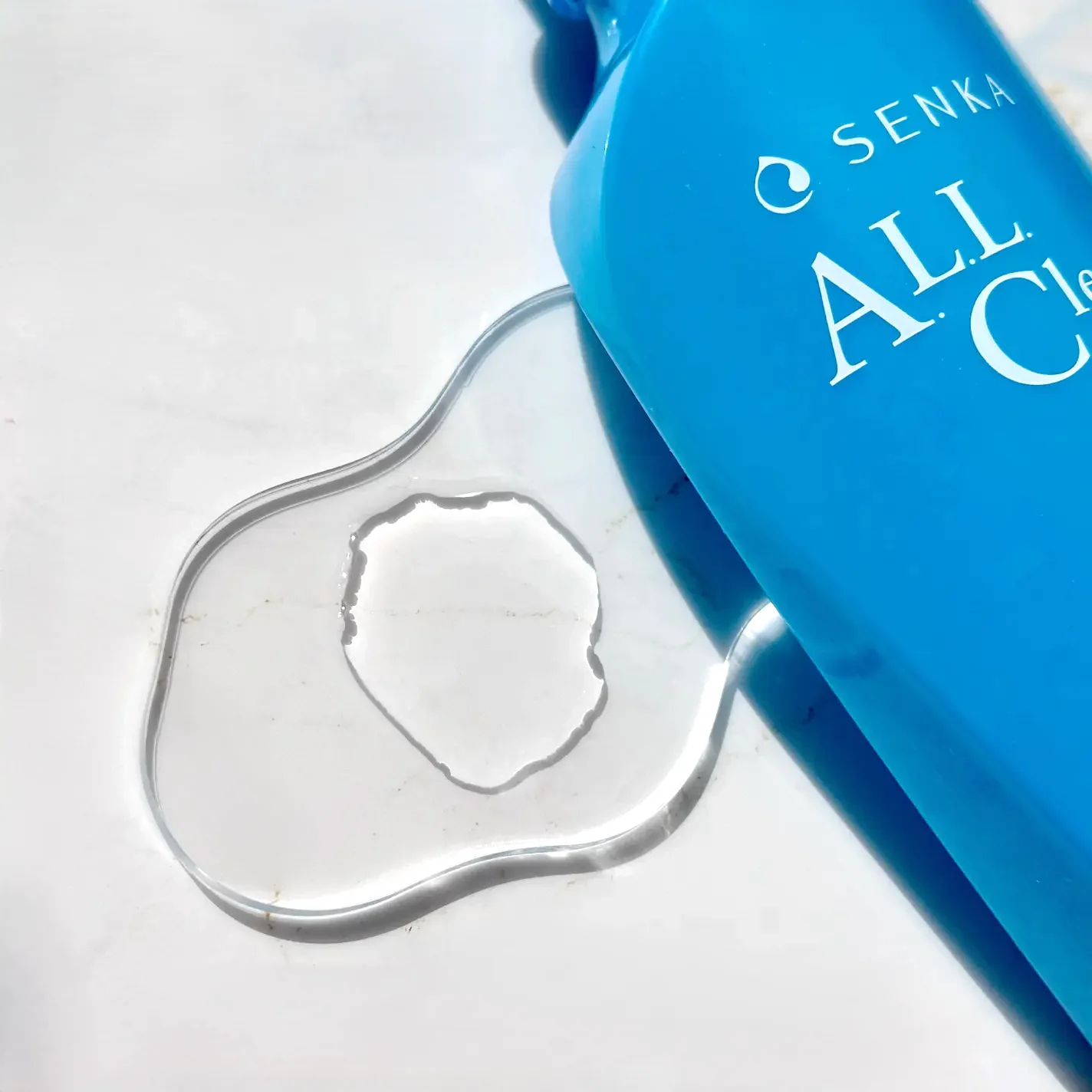 Senka All Clear Oil Makeup Remover Deep Cleansing Oil 230ml - Image 2