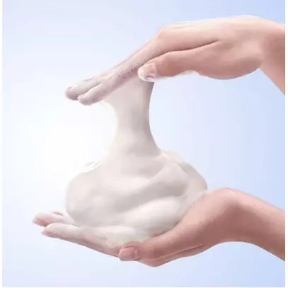 Senka Speedy Perfect Whip Moist Touch Cleanser 130ml - Image 2