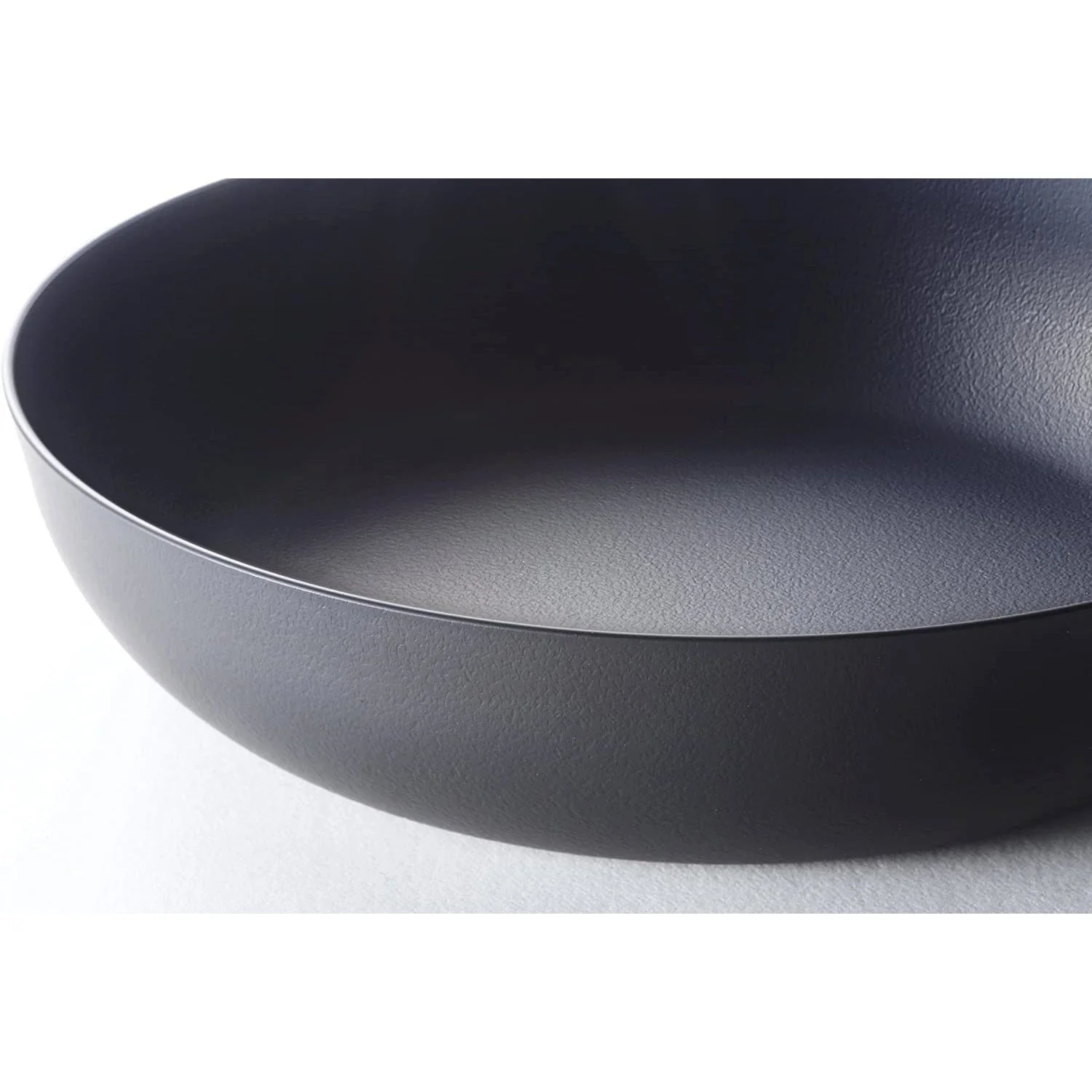 Sori Yanagi Iron Frying Pan Magma Plate with Stainless Steel Lid 25cm - Image 3
