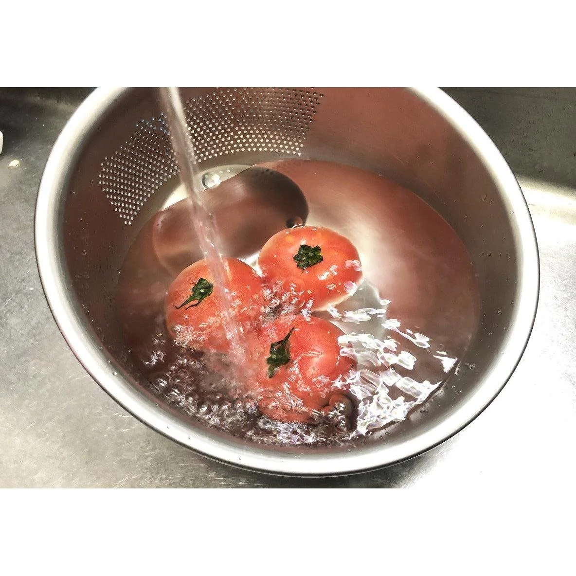 Maruefu Stainless Steel 3-Way Rice Washing Bowl With Strainer - Image 4
