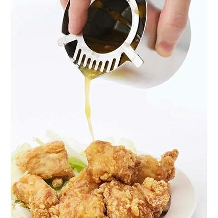 Wadasuke Stylish Manual Citrus Juicer With Stainless Steel Strainer & Cup - Image 3
