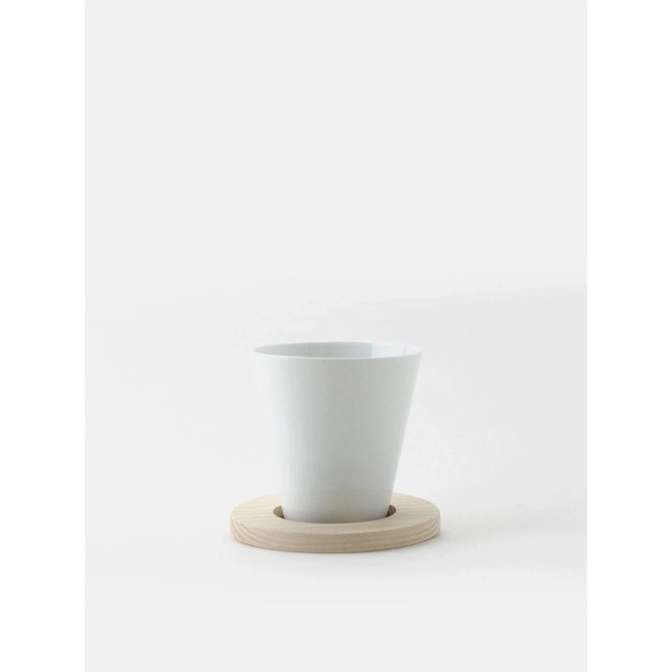 Torch Donut White Porcelain Pour Over Coffee Maker - Image 3