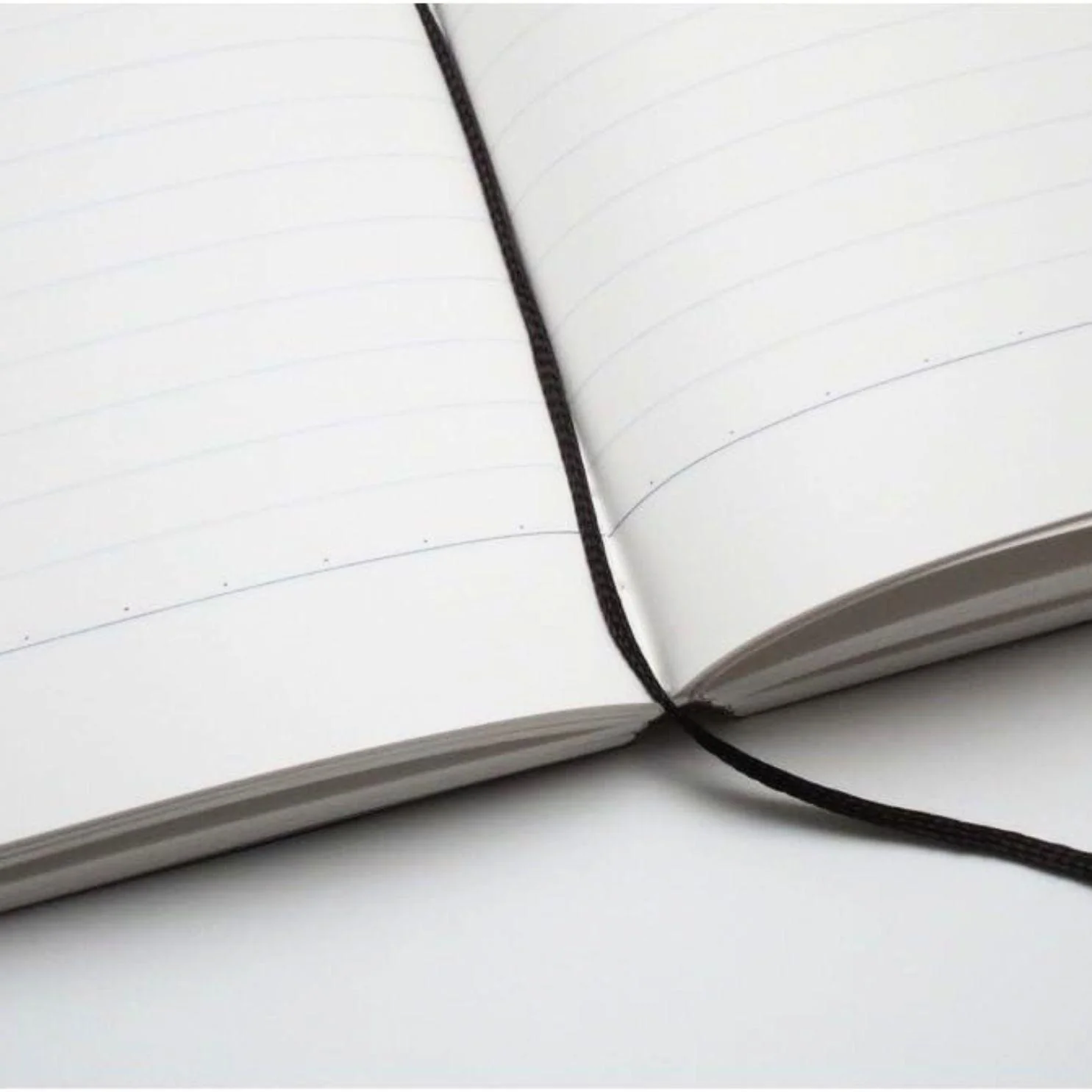 Tsubame Note Semi B5 Extra Thick Ruled Notebook 8mm 28 Lines 400 Pages - Image 4
