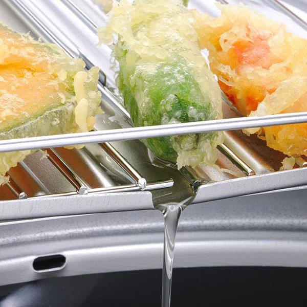 Wahei Freiz Induction Iron Deep Fryer Pot With Lid And Oil Drain Rack 20cm - Image 3
