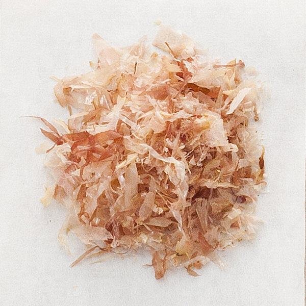 Yamaki Katsuobushi Japanese Dried Bonito Flakes 2g x 20 Sachets - Image 2